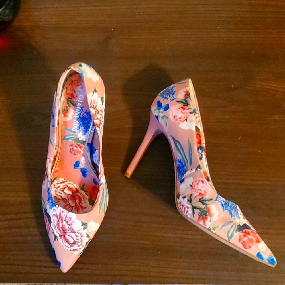 gianni bini pink heels